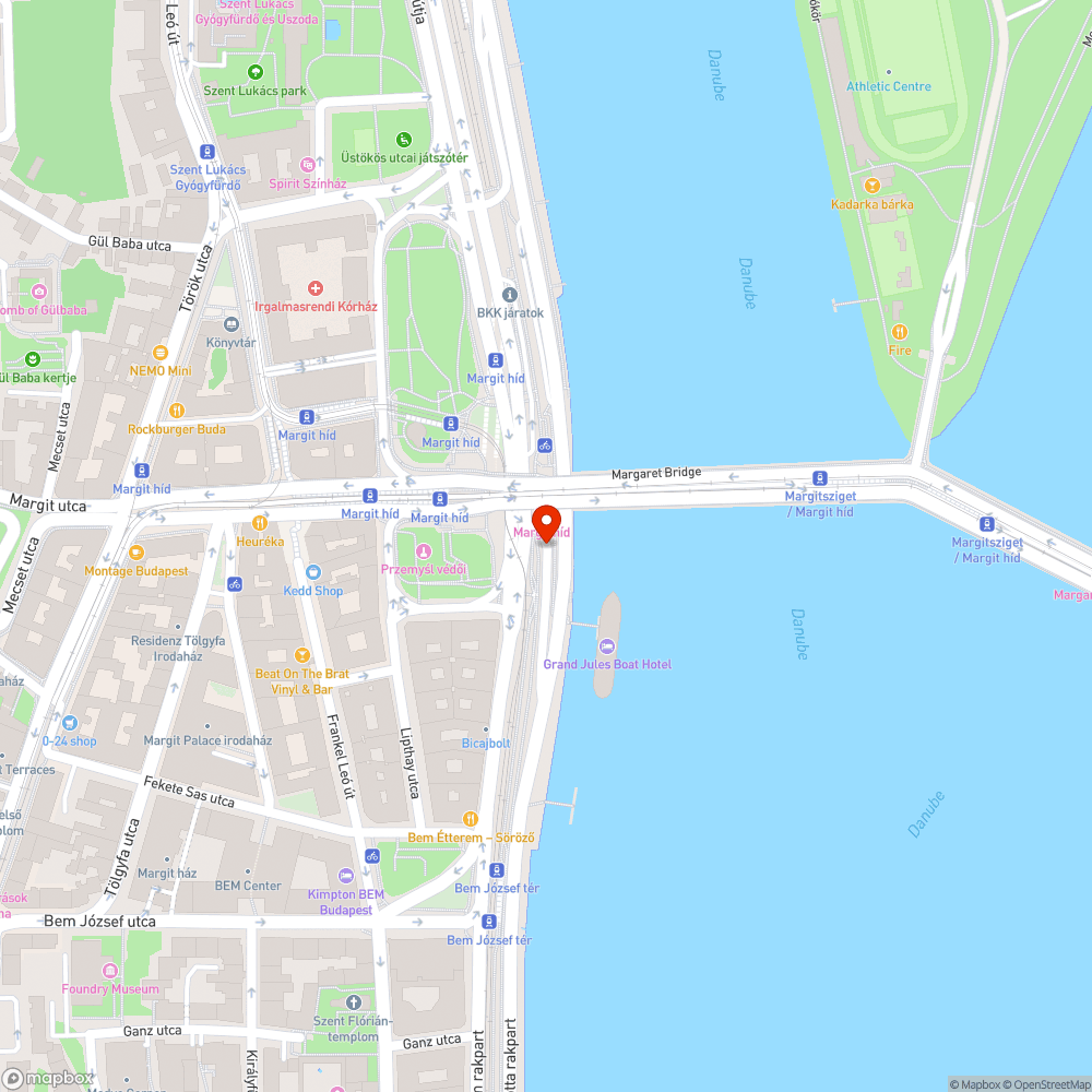 Megint kidöntötték a Margit hídi felhajtó KRESZ tábláját bejelentés helye