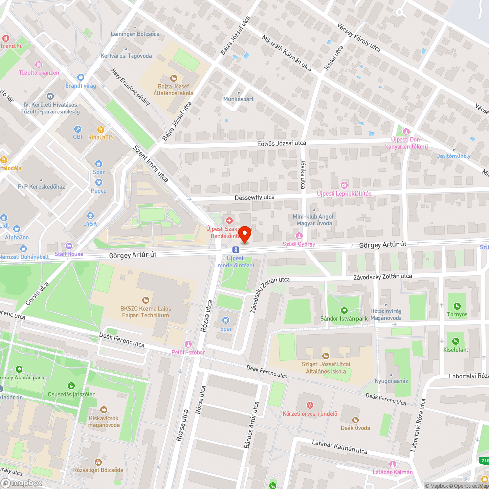 Újpesti SZTK előtt a bokrok között szemét bejelentés helye