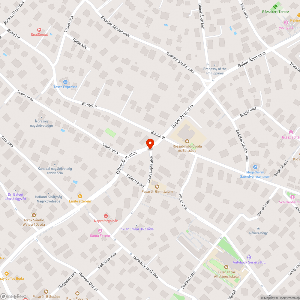 Megsérült Vigyázz gyermekek tábla bejelentés helye