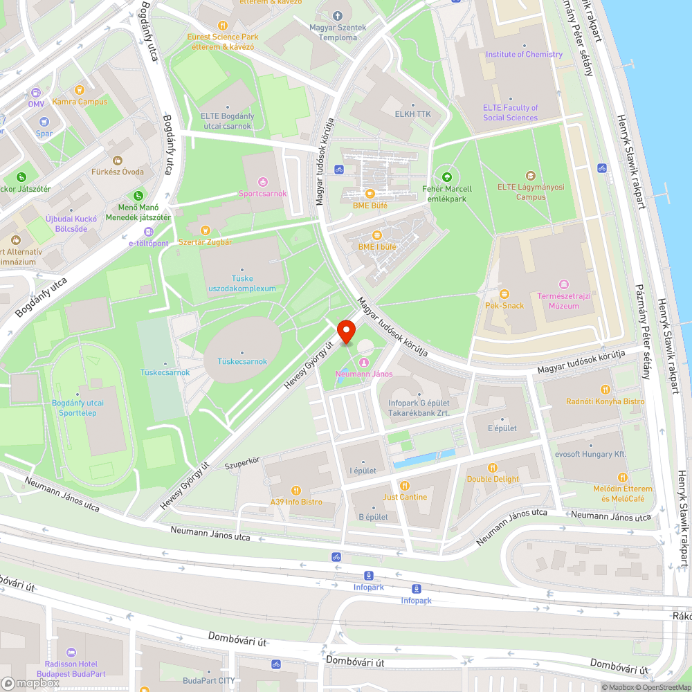 Járda építés után hátra hagyott kitermelt föld az Infóparkban. bejelentés helye