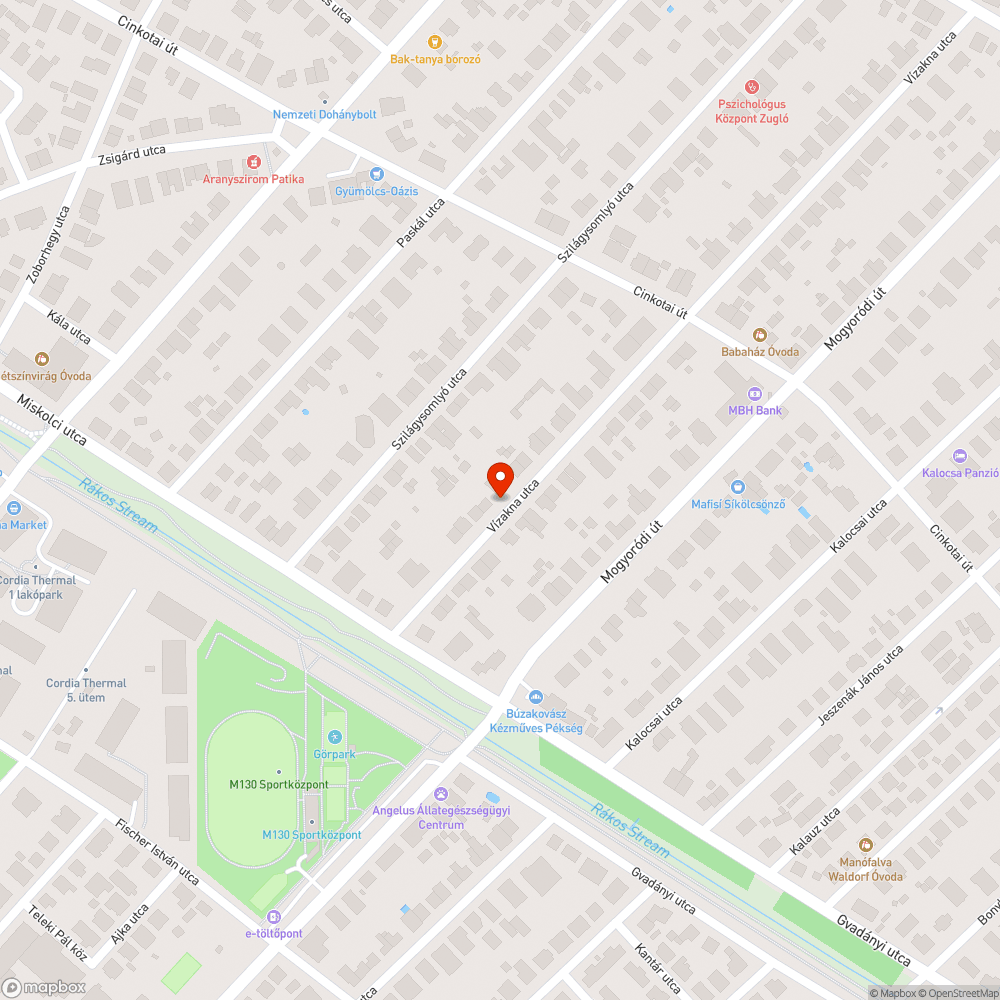 Legalább 10 éve áll az utcán bejelentés helye