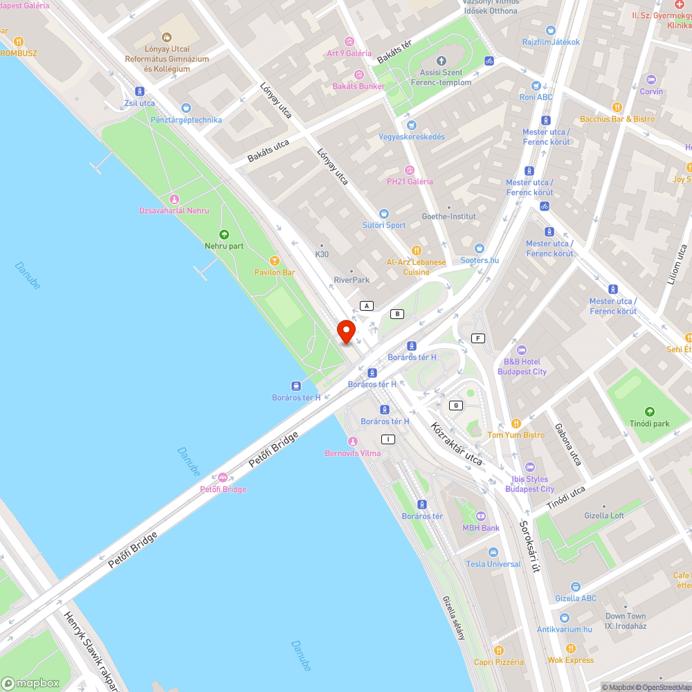 Roncs fotel a Petőfi híd lábánál bejelentés helye