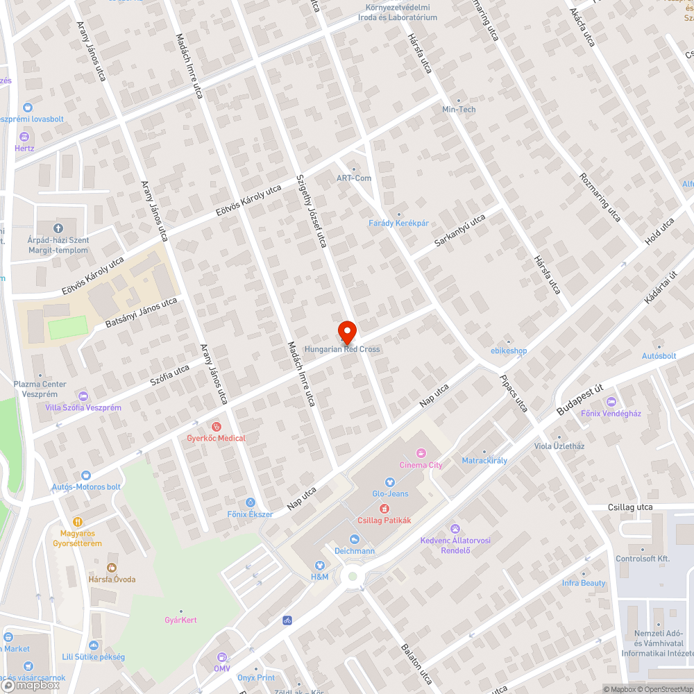 Járdán, füvön parkoló autók bejelentés helye