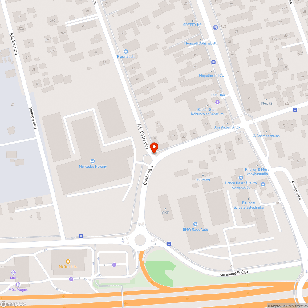 Hetek óta sáros járda bejelentés helye