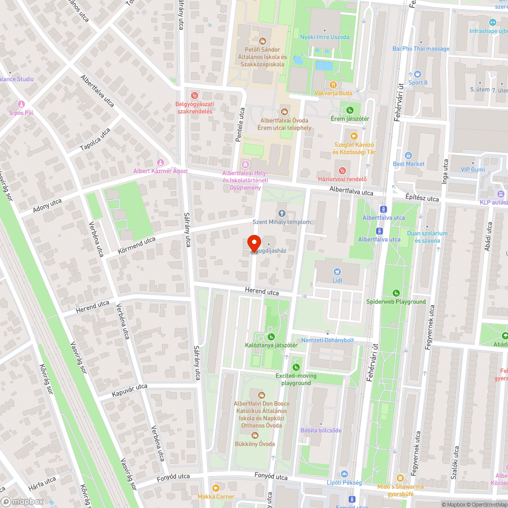 Kint felejtettek egy táblát bejelentés helye