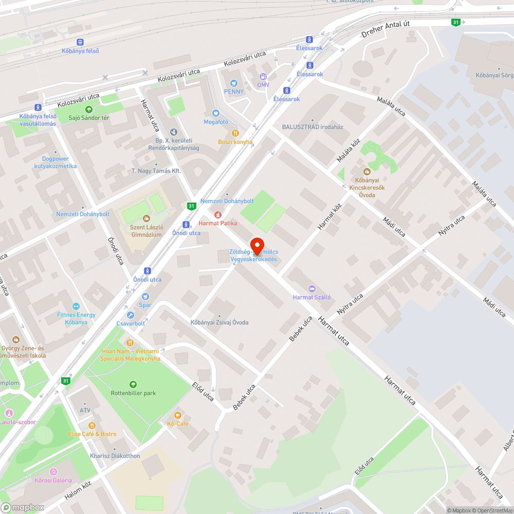 Lyukas, hepehupás fedlap buszmegállónál bejelentés helye