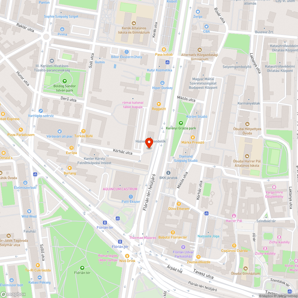 Graffiti a rendelőintézet falán bejelentés helye