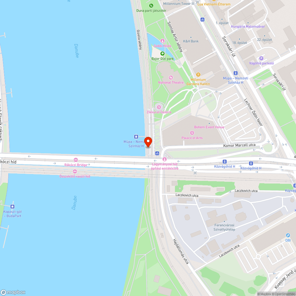 Járdán, kerékpárúton áll az esővíz bejelentés helye