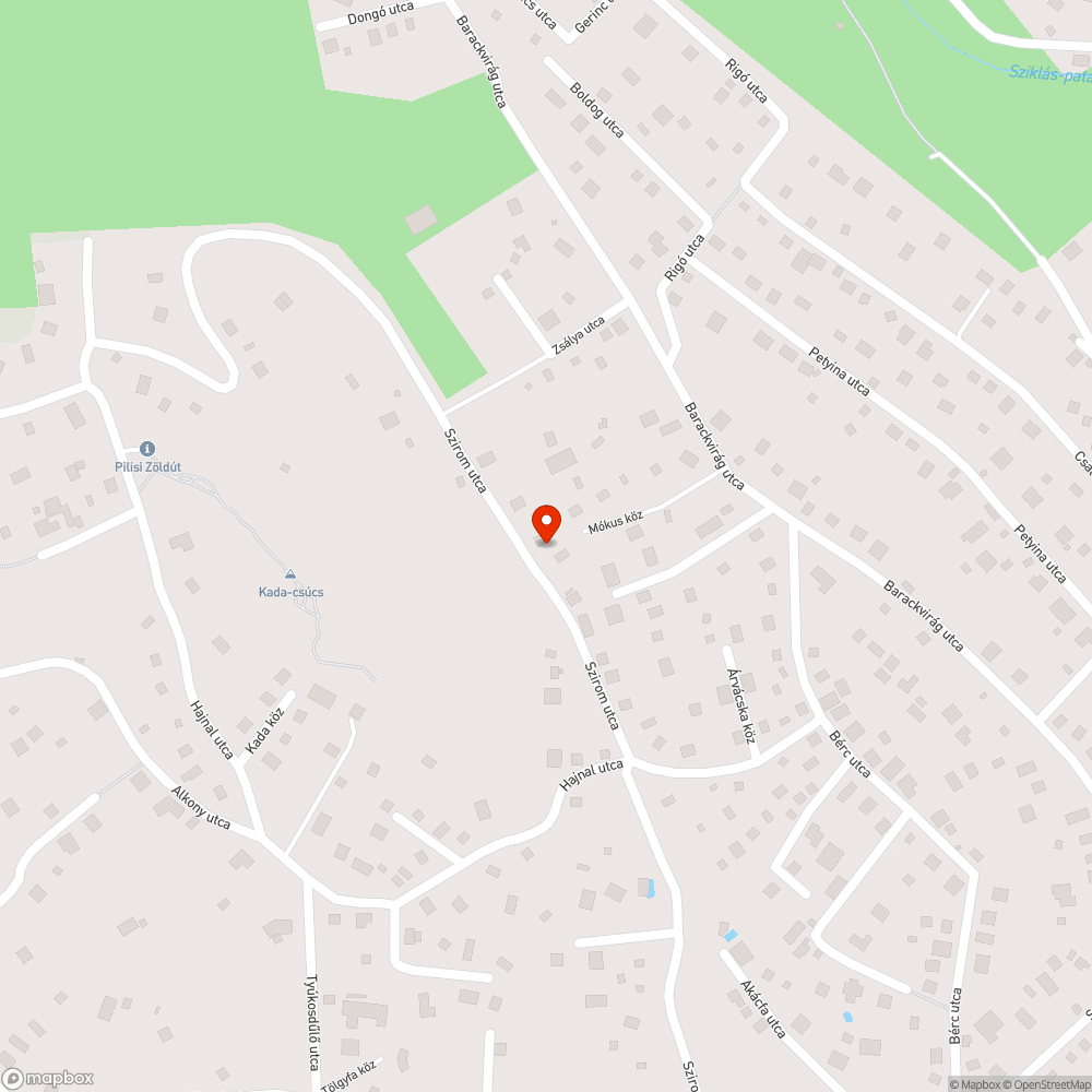 kerítés nélküli udvaron felhalmozott nagy mennyiségű, részben veszélyes hulladék bejelentés helye