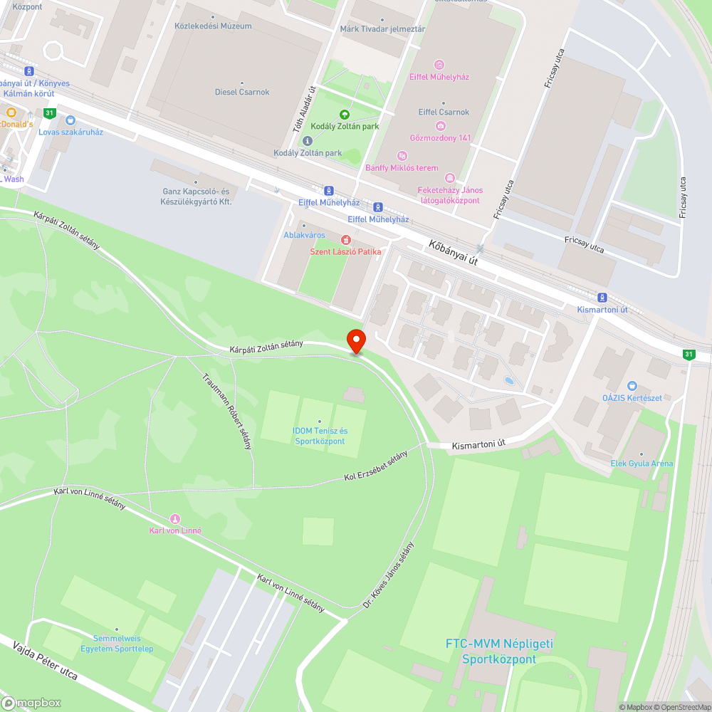 Több mint fél éve a füvön bejelentés helye