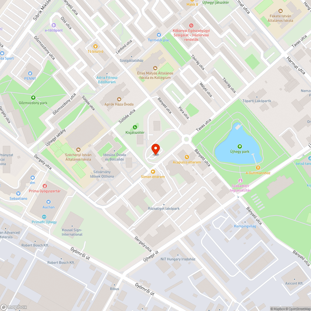 Parkolóban felejtett lenyírt fű és ágak bejelentés helye