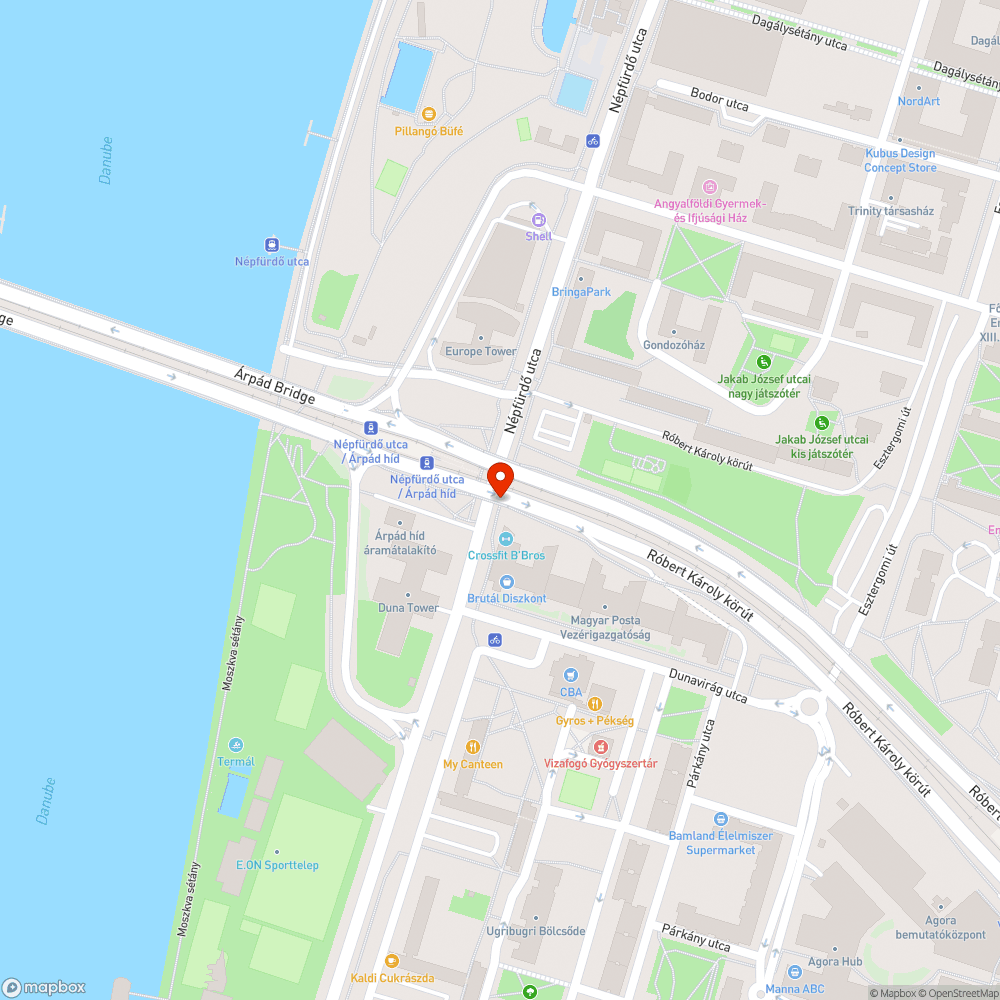 Kartondobozok az Árpád híd alatt a Népfürdő utcában bejelentés helye