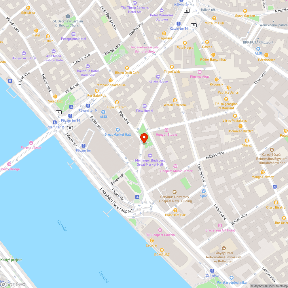 megrongált pollerek a Csarnok IV-nél bejelentés helye