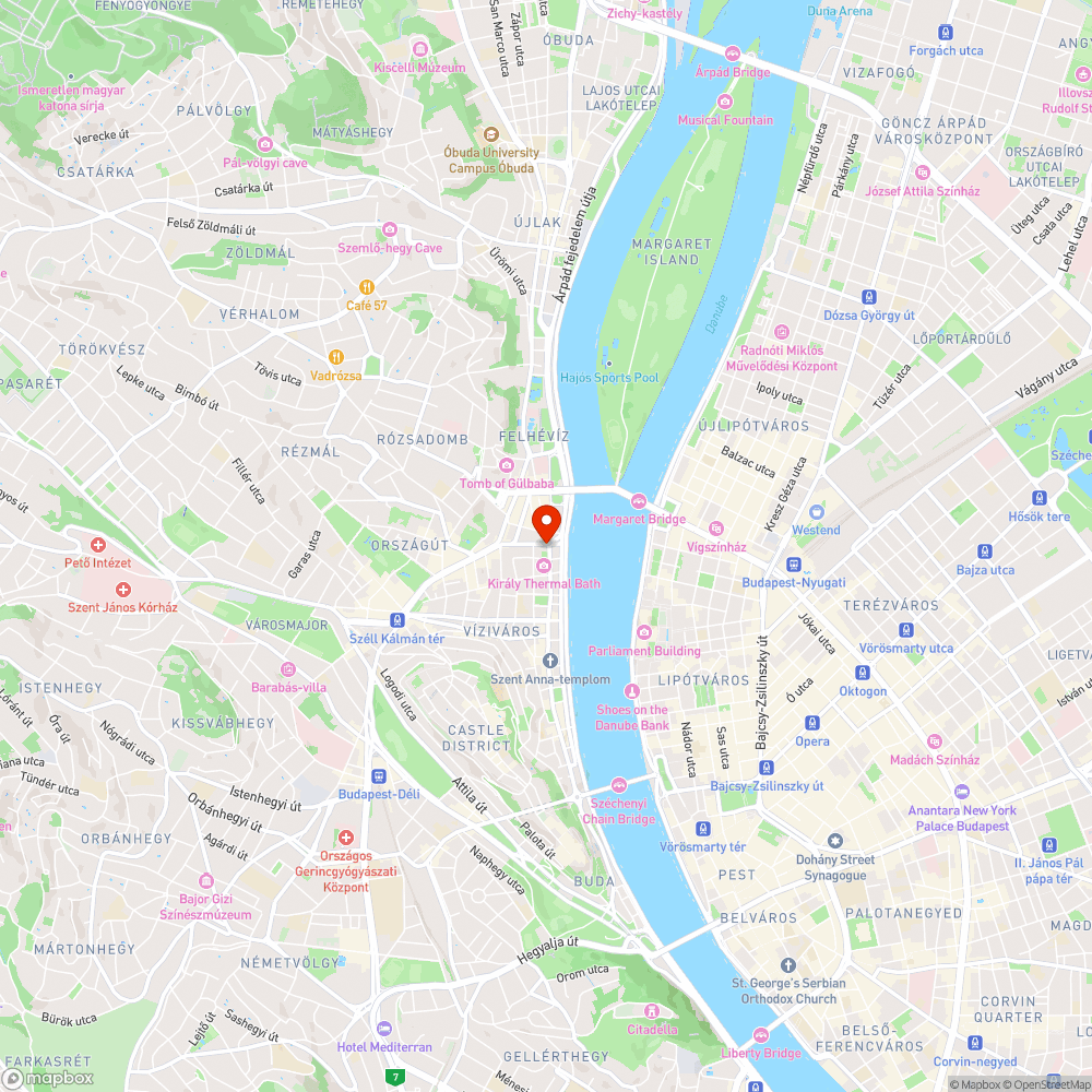 Gödör a Fő utca sarkán bejelentés helye