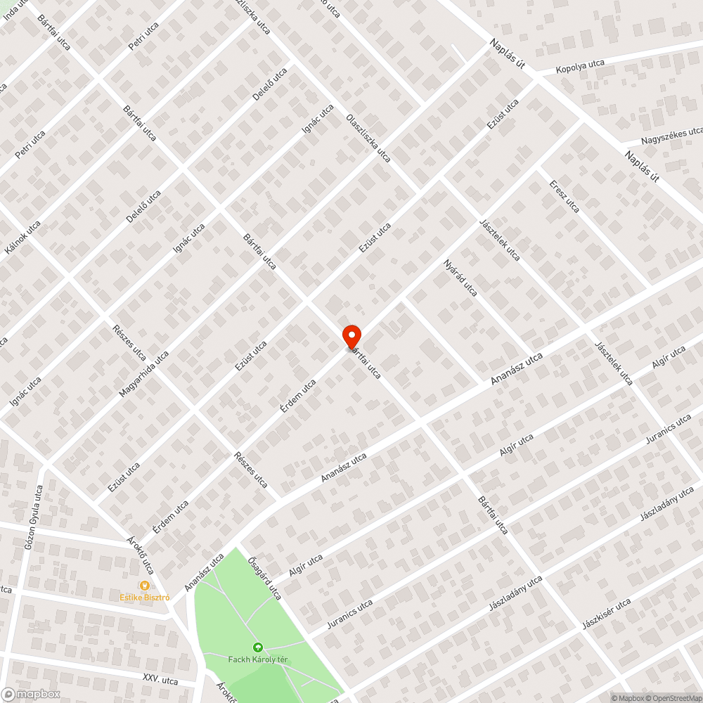 Fa benőtte a jelzőtáblát bejelentés helye