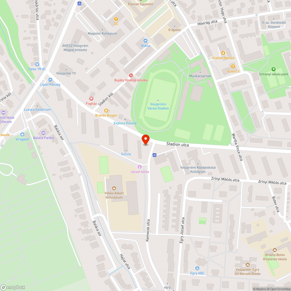 Áldatlan állapotok a parkolóban, ami nem is parkoló bejelentés helye