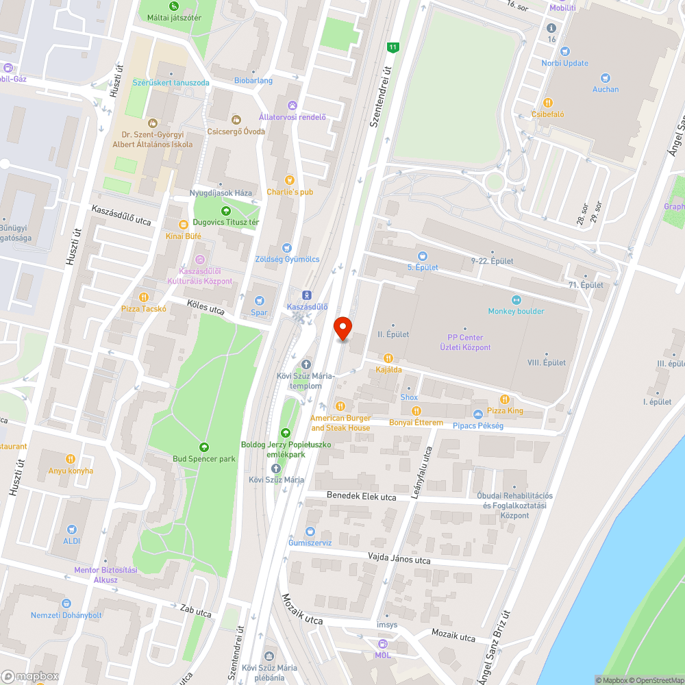 Kerékpársávba lógó szemetes bejelentés helye