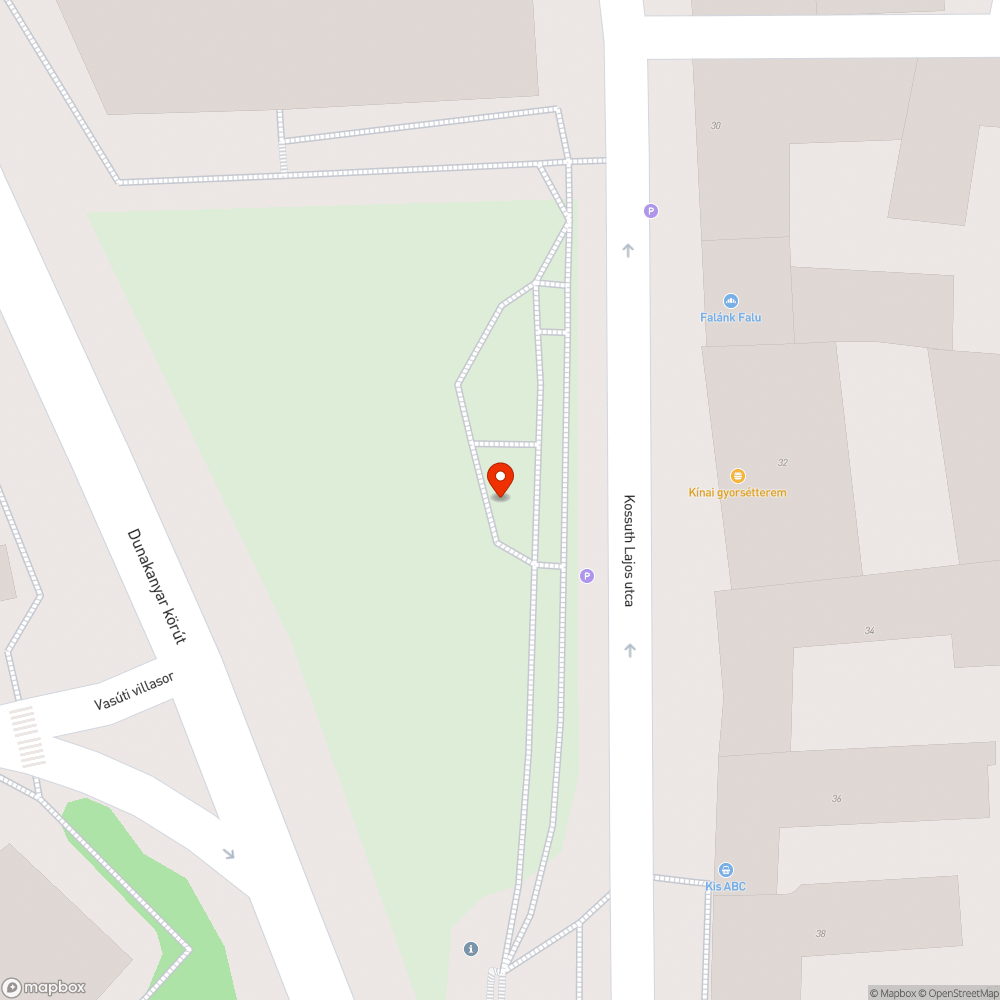 Nagyposta előtti tér padja továbbra is sérült bejelentés helye