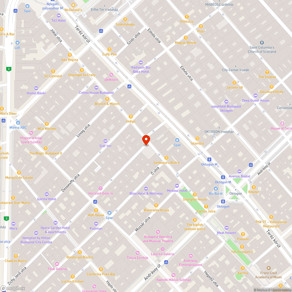 Szűk járdákon kukák bejelentés helye