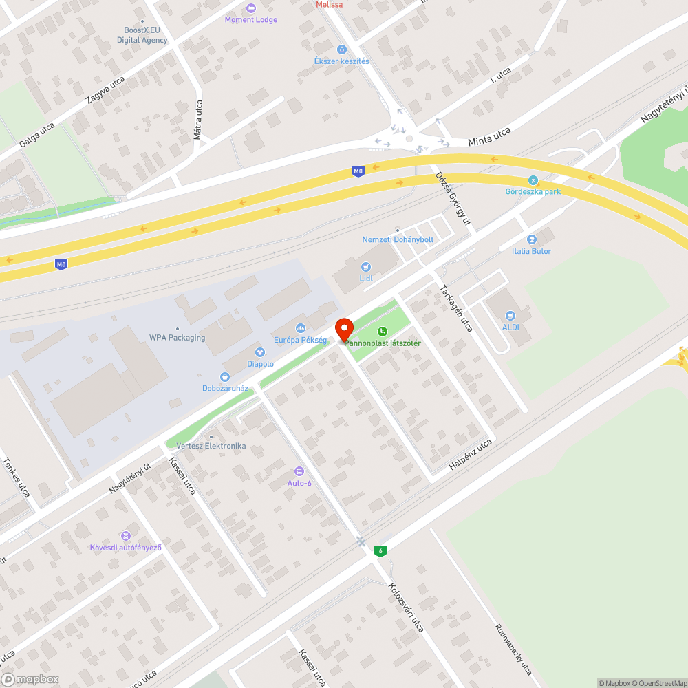 A kerékpár úton halvány a felfestés bejelentés helye