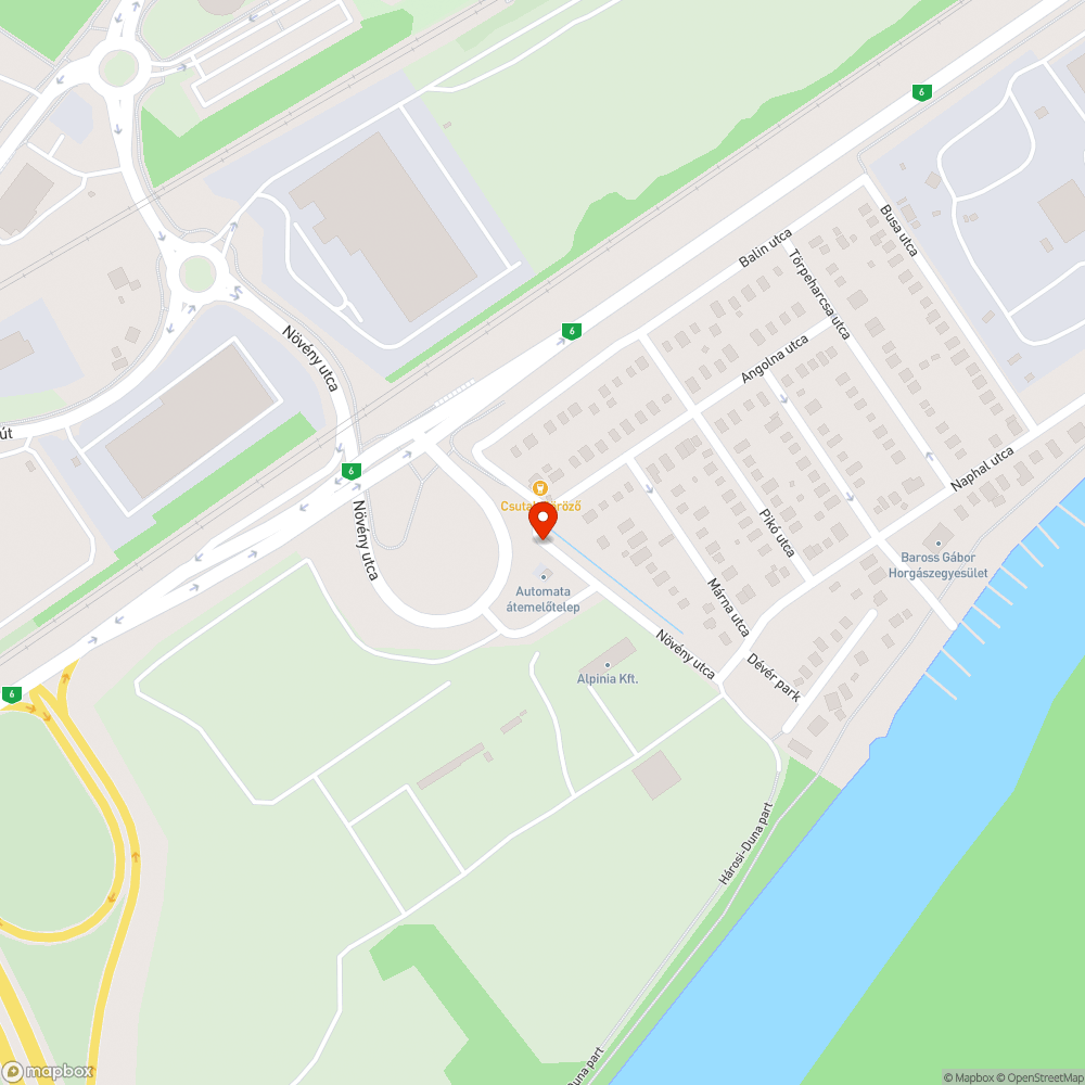 Törmelékek vannak ledobálva a Növény utcában bejelentés helye