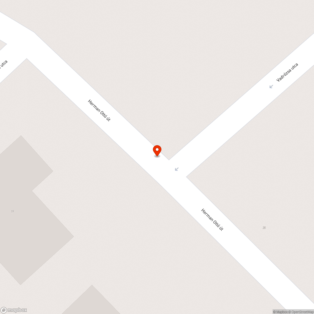 Nagy kátyú a Herman Ottó utcában bejelentés helye