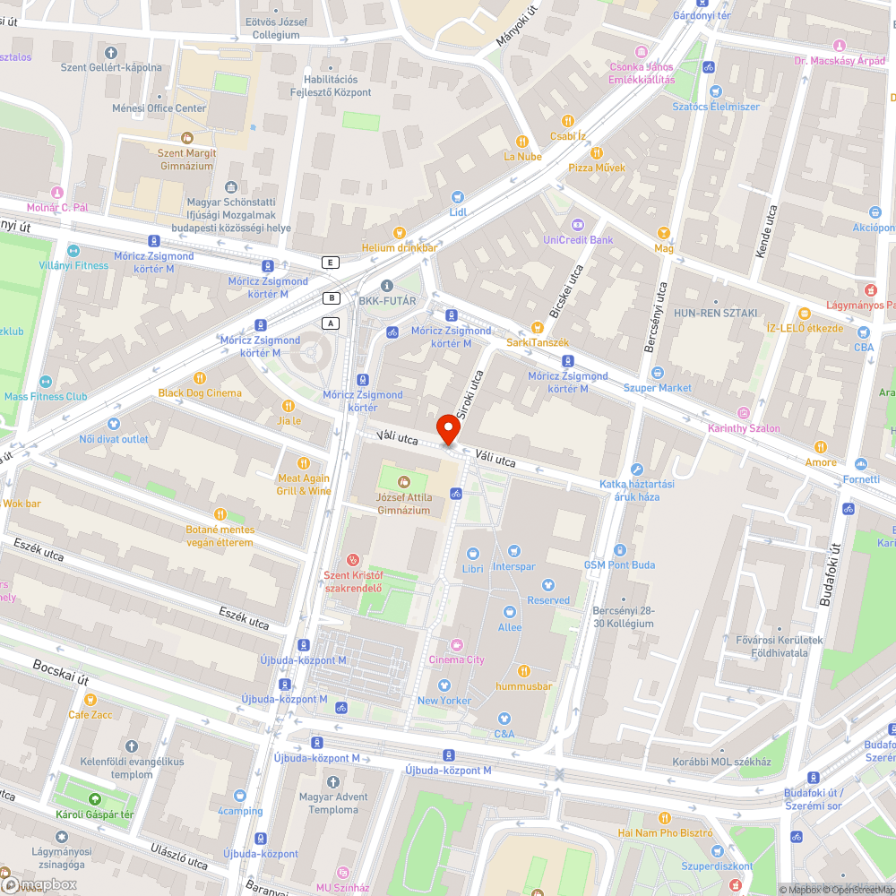 Félig kidöntött pollerek bejelentés helye