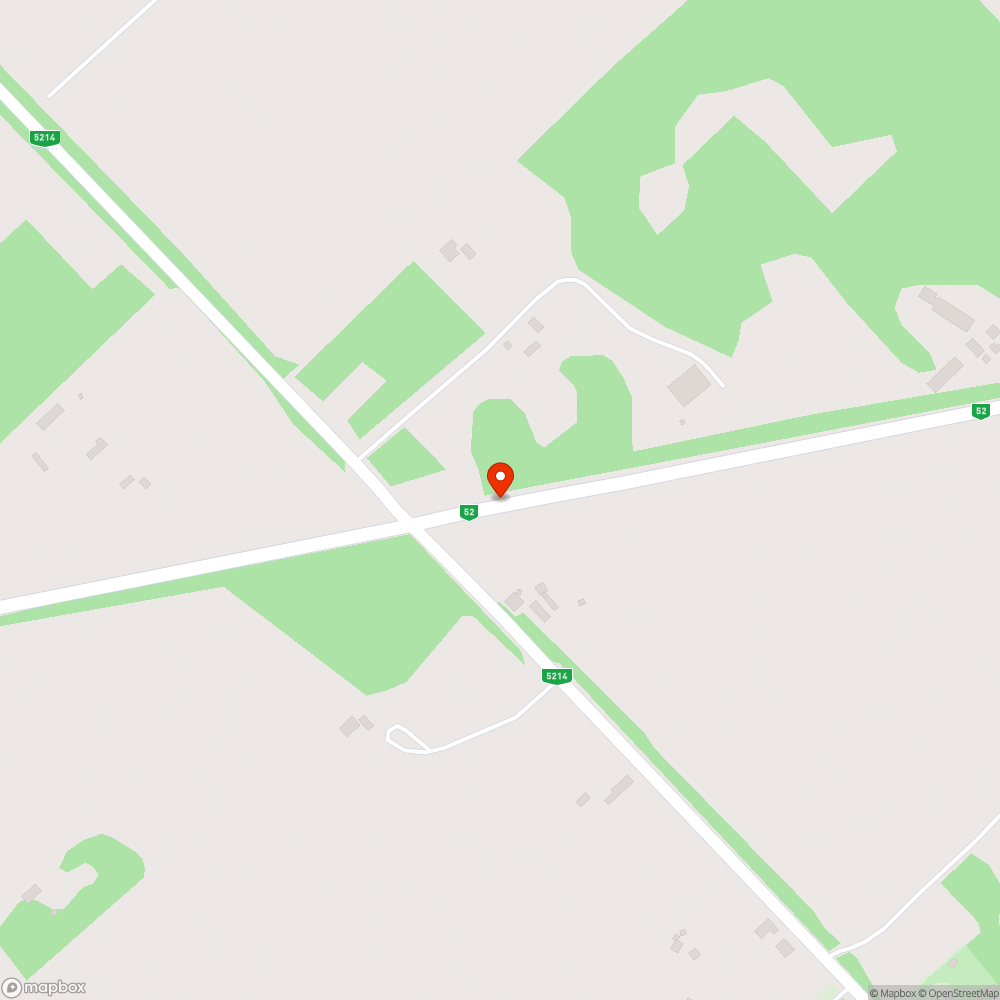 Lekonyuló autóbusz megállót jelző tábla az 52. sz. főúton bejelentés helye