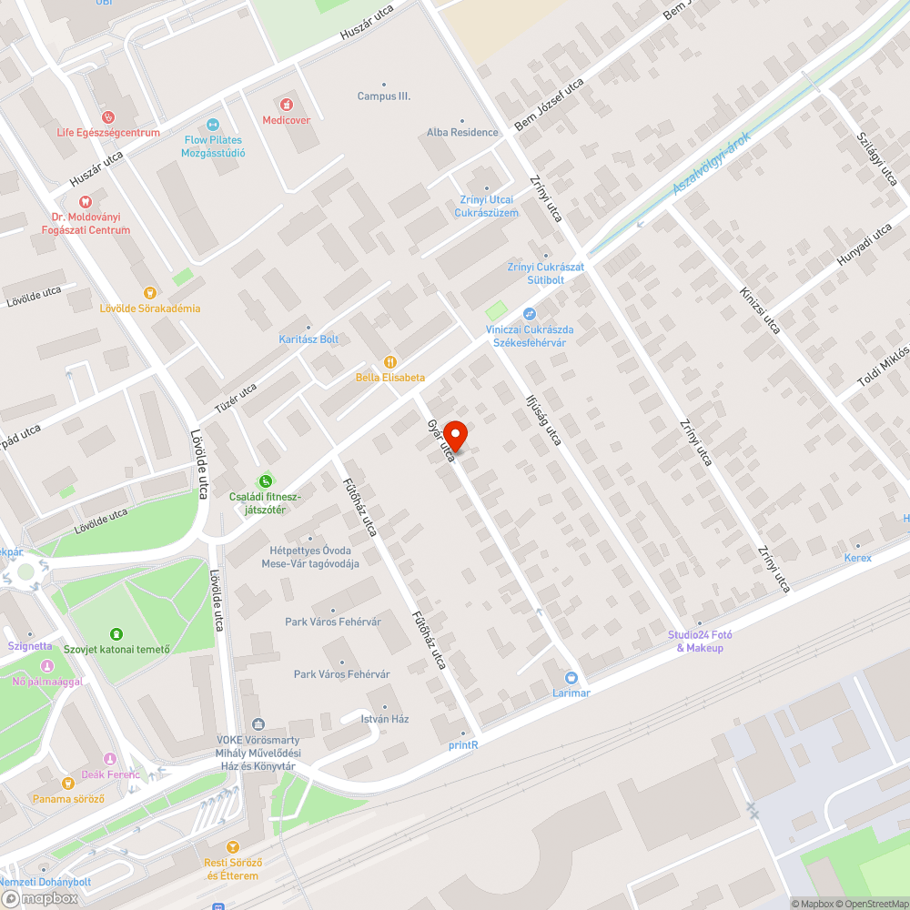 Karambolos autó közterületen bejelentés helye