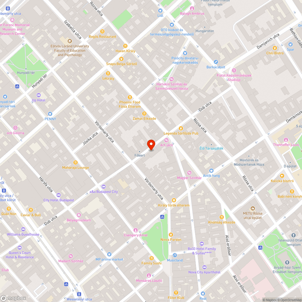 Évek óta lezárt járda bejelentés helye