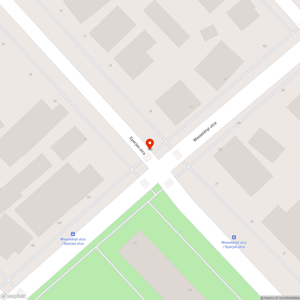 Lyuk a járda mellett bejelentés helye