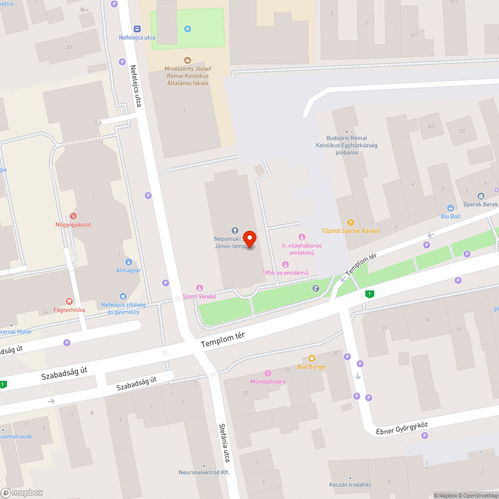 Megrongált pad - Templom tér bejelentés helye