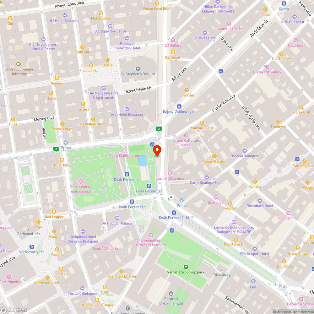 Kerékpárútba belógó hirdetőoszlop bejelentés helye