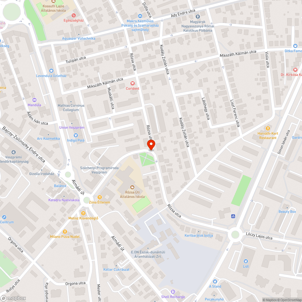 Széttört játszótéri tábla bejelentés helye