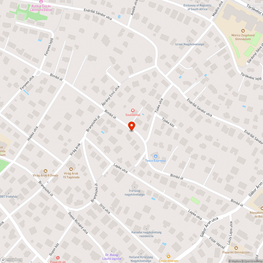 Beszakadt csatornafedő bejelentés helye