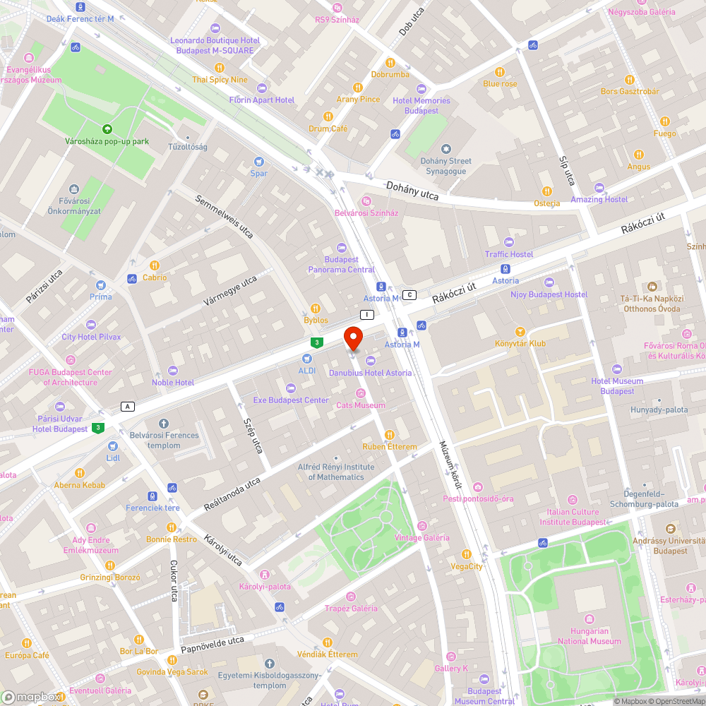 Elfordult és alacsony elhelyezett táblák bejelentés helye