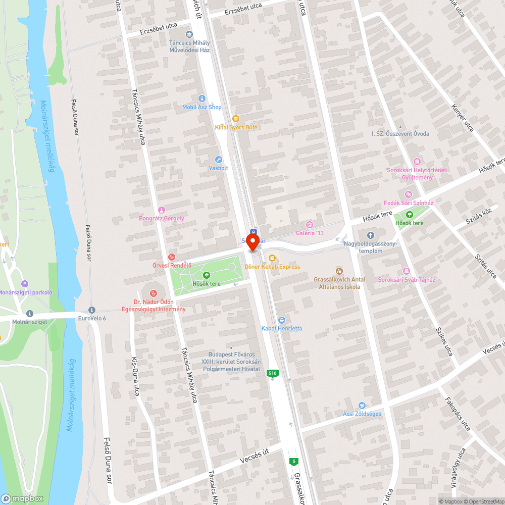 Szétszórt, kimozdult szegélykövek a Soroksár, Hősök terei hévmegálló mellett. bejelentés helye