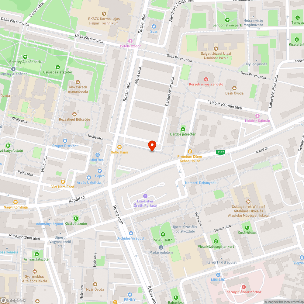 Felborult kerítés a volt uszoda helyén bejelentés helye