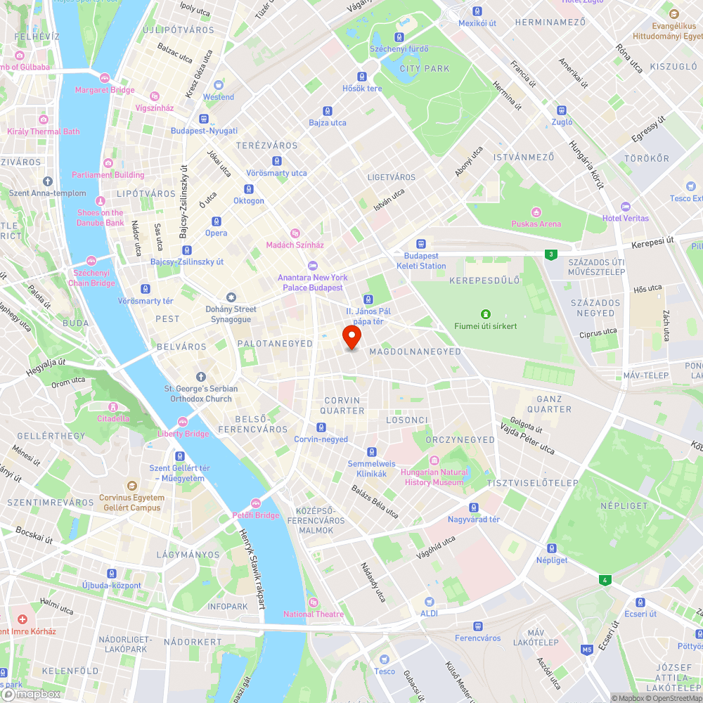 Félig kidőlt kuka, mellette pedig egy korábbi szemetes maradvány bejelentés helye