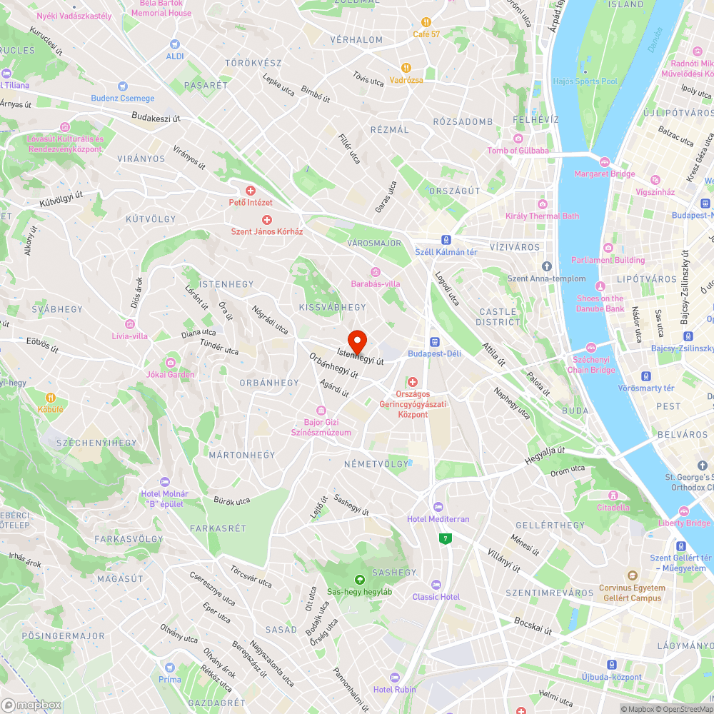 Leszállás a buszról a sárba. bejelentés helye