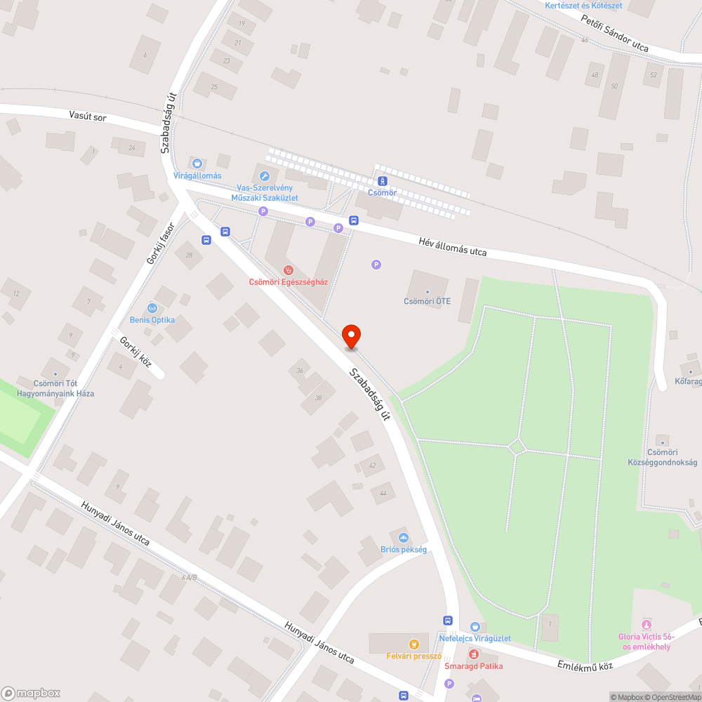 Meghajlott, kopott tábla bejelentés helye