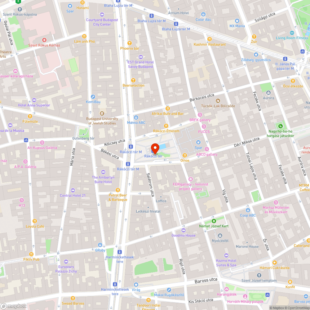 Kőtömb a Rákóczi téri M4 metrókijáró mellett. bejelentés helye