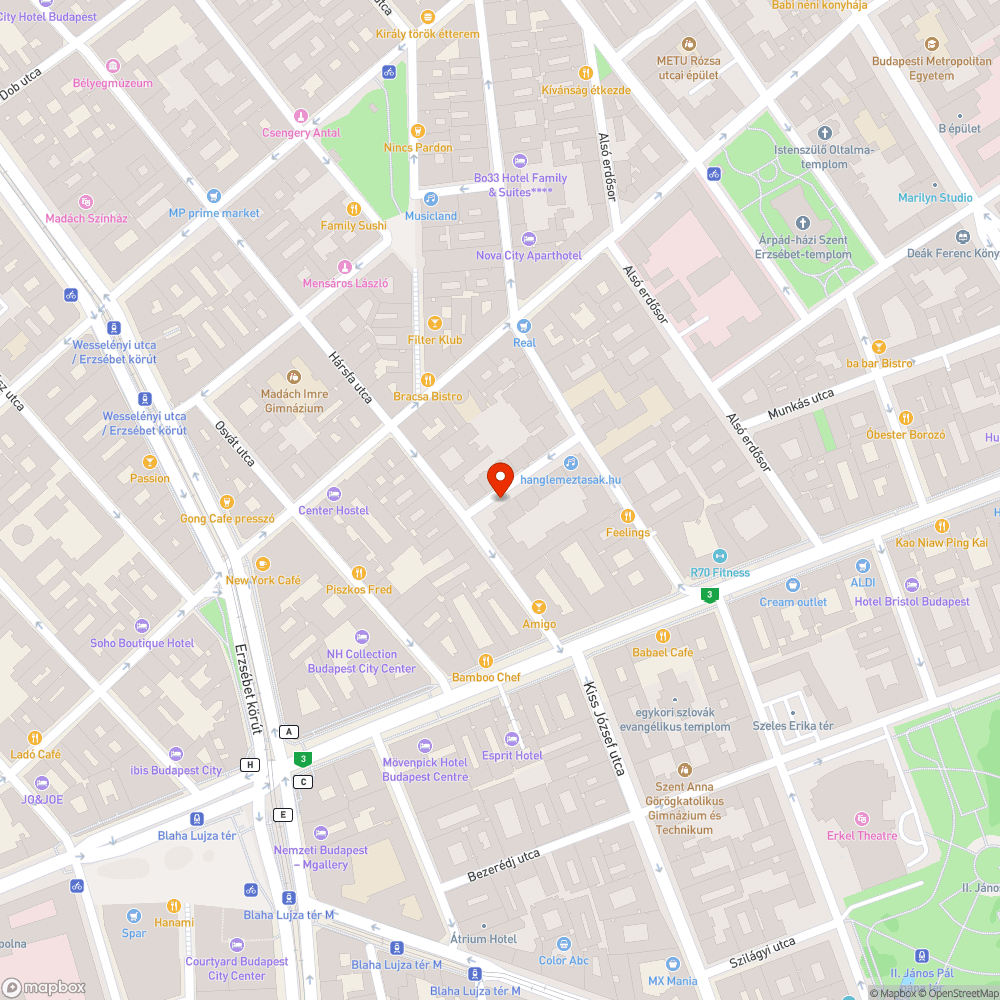 Roncsautó a Barát utcában bejelentés helye