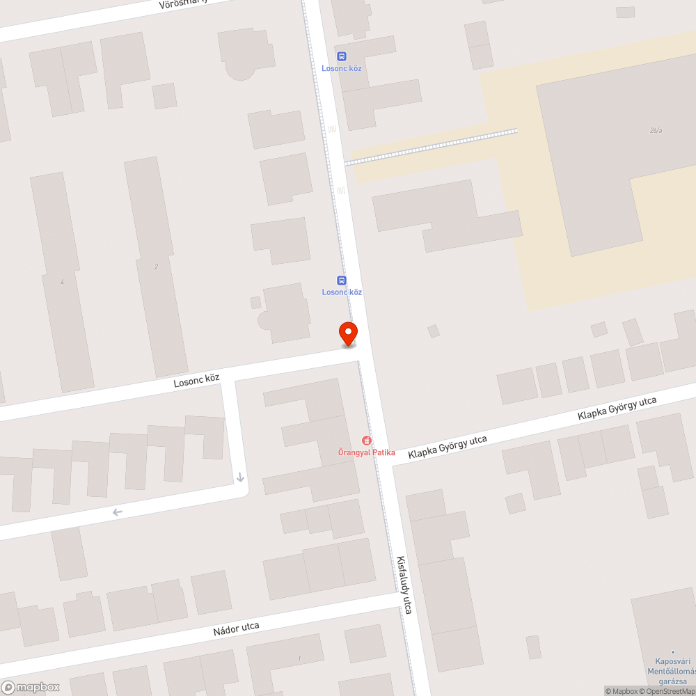 Kopott megállni tilos tábla, Losonc köz bejelentés helye