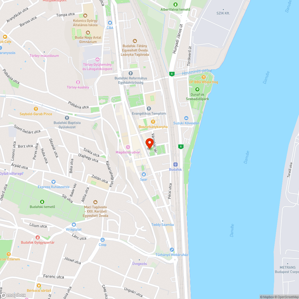 törött sérült burkolat BKK automaták előtt  - Budapest, Városház tér bejelentés helye