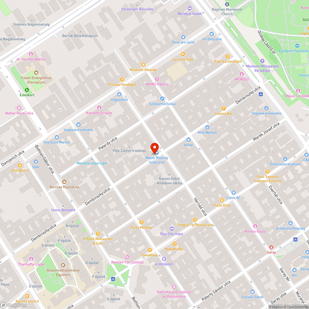 Veszelyes lyuk a csatornafedélen. bejelentés helye