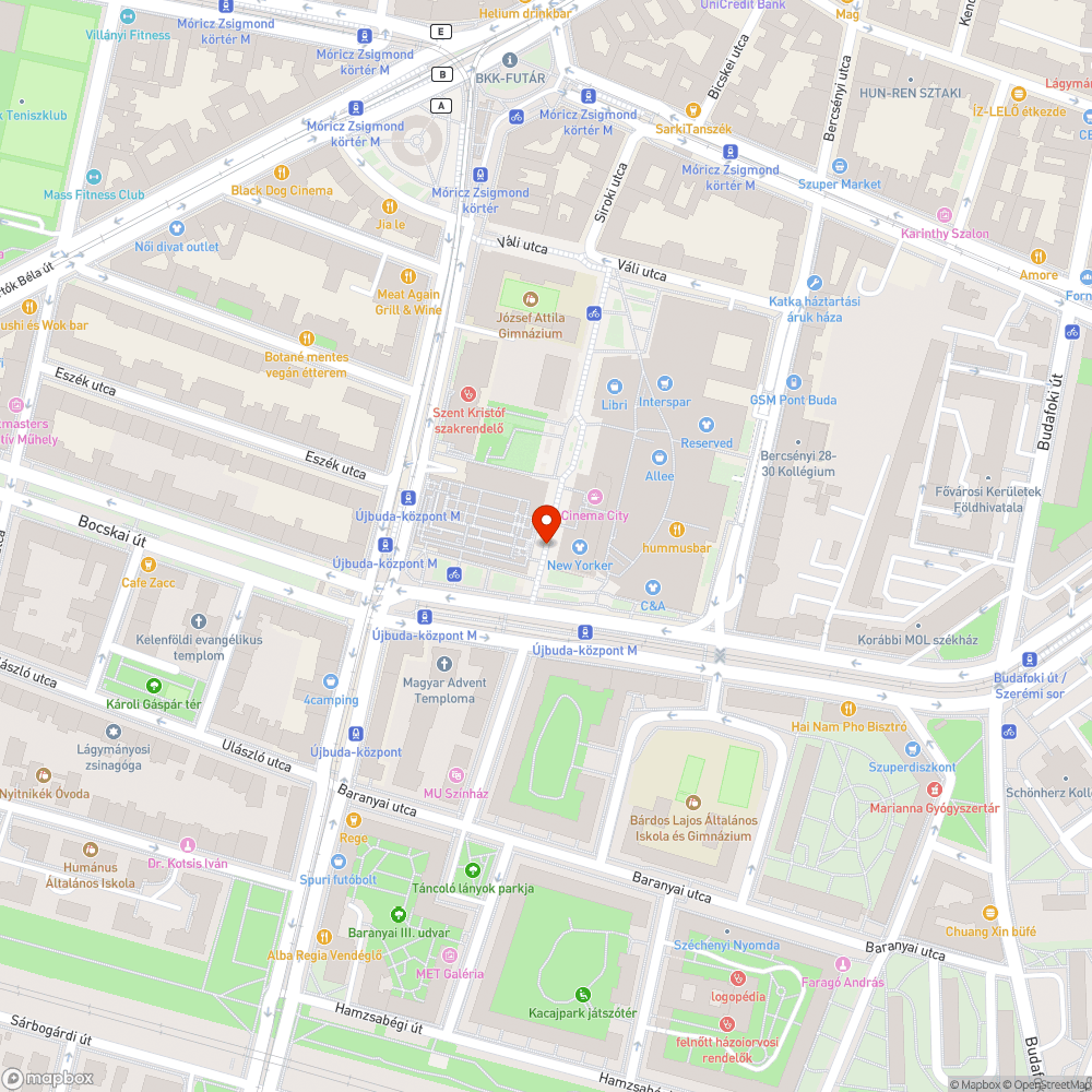 Kerékpártámaszokra rendszeresen ráépített vásári bódék, polcnak használt kerékpárok bejelentés helye