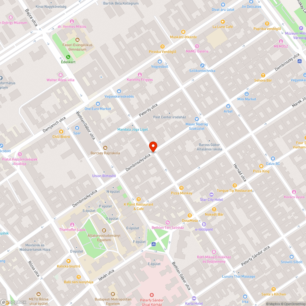 Kidöntött védőkorlát, elgörbített támasz a Dembinszky utcában bejelentés helye