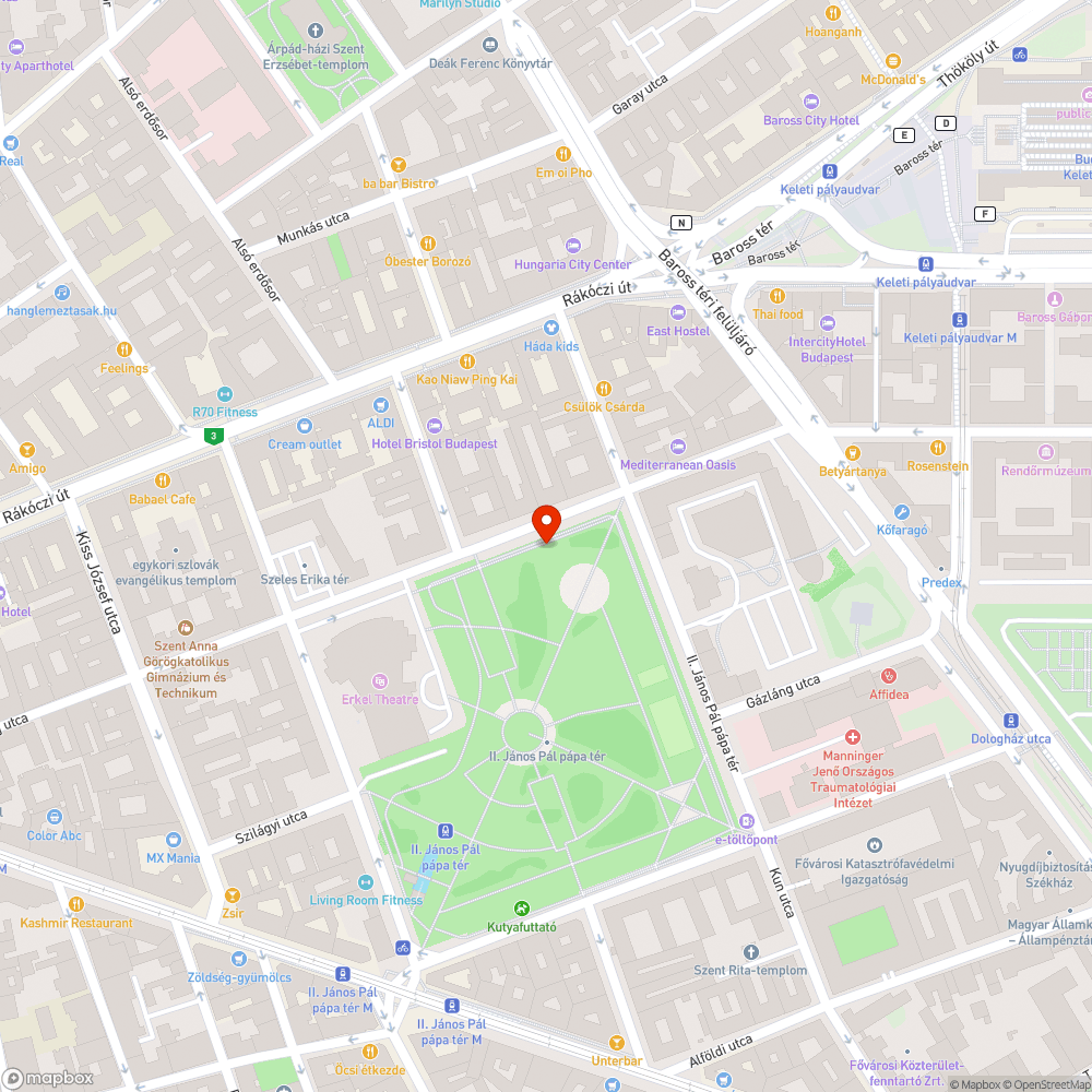 Hiányzó elem a II. János Pál pápa téri kicsi kutyafuttató kerítéséből bejelentés helye