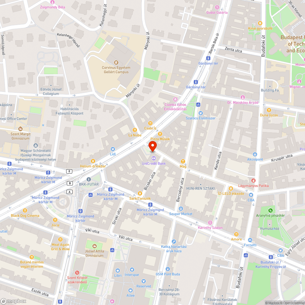 Kartondobozok a járda szélén bejelentés helye